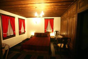 Фото номера Люкс с 1 спальней Отель Djudjeva Kyshta Hotel г. Панагюриште 14