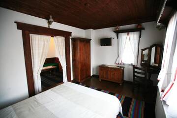 Фото номера Люкс с 1 спальней Отель Djudjeva Kyshta Hotel г. Панагюриште 19
